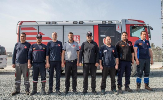 İzmir İtfaiyesi Hatay'da gece gündüz çalışıyor