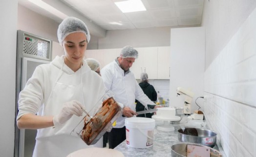 Çeşme'de Meslek Fabrikası hayata geçirildi