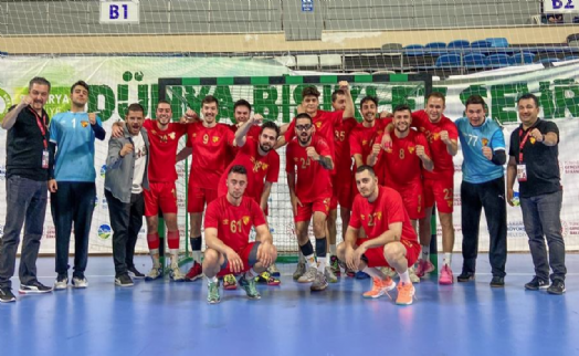 Göztepe Hentbol Takımı'nın hedefi 3'te 3 yapmak