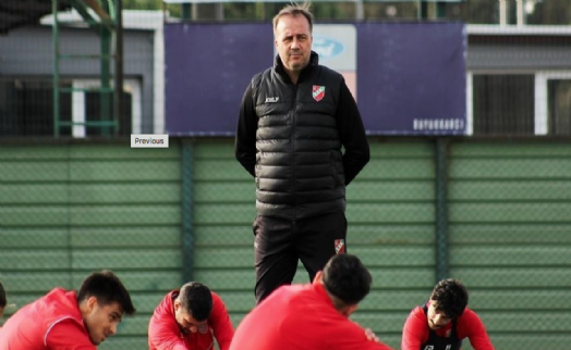 Karşıyaka, Selahaddin Dinçel'le yollarını ayırdı