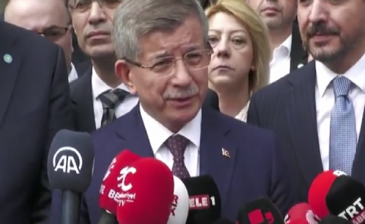 Davutoğlu: Sayın Erdoğan'ı bir kez daha uyarıyorum