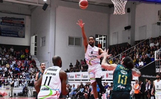 İzmir derbisi Aliağa Petkimspor'un