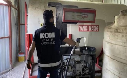 İzmir'de 44 ton kaçak akaryakıt ele geçirildi