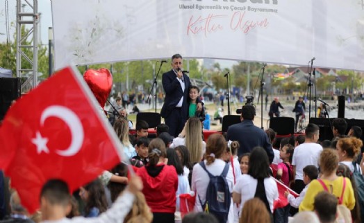 Çocuklar Başkan Sandal'a ‘söz' verdi