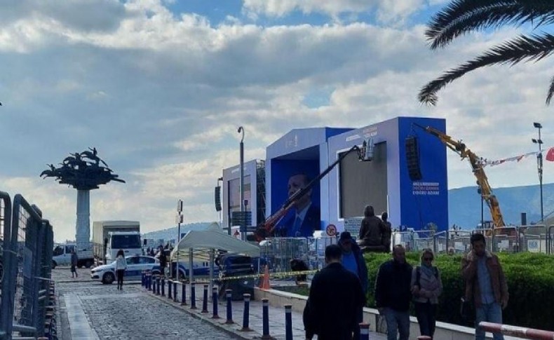 İzmir Valiliği'nden deniz ulaşımına miting ayarı!