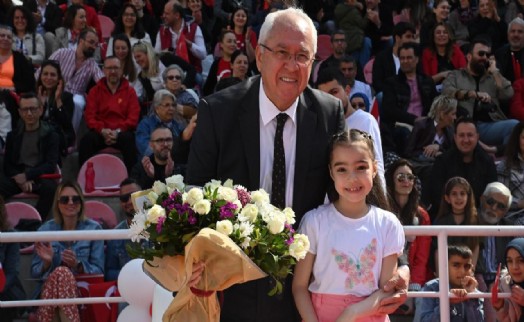 Karabağlar'da gün çocukların...