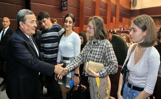 Konak Belediyesi Gençlik Meclisi'nin ikinci dönemi başladı