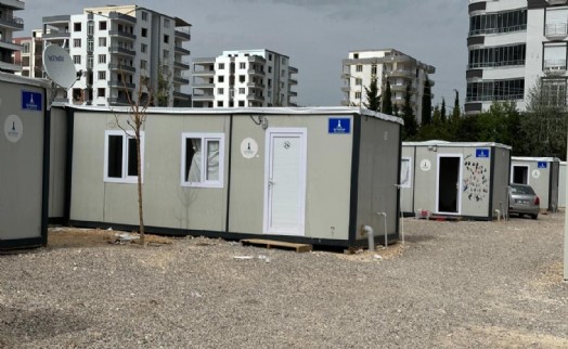 İzmir Büyükşehir Belediyesi'nin Adıyaman'da kurduğu konteyner kent hizmete girdi