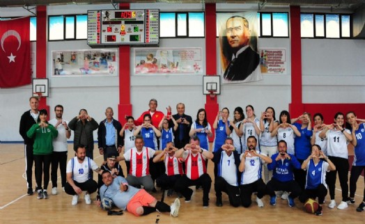 Balçova'da kalpleri ısıtan turnuva