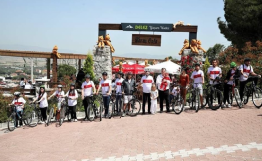 Kınık'tan hem sanata hem spora büyük önem