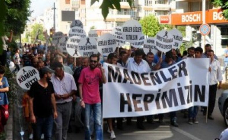 Soma'da işçilerden madenler açılsın yürüyüşü