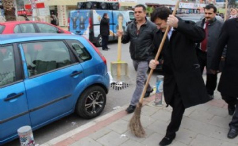 Yılmaz: Çiğli’nin çöp sorununu çözemezsem 6 ay içinde istifa ederim