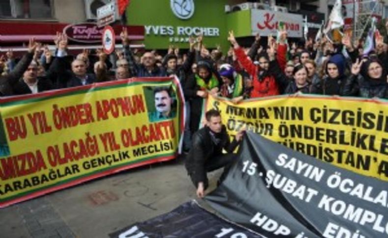 İzmir'de HDP'liler Öcalan'ın serbest bırakılmasını istedi