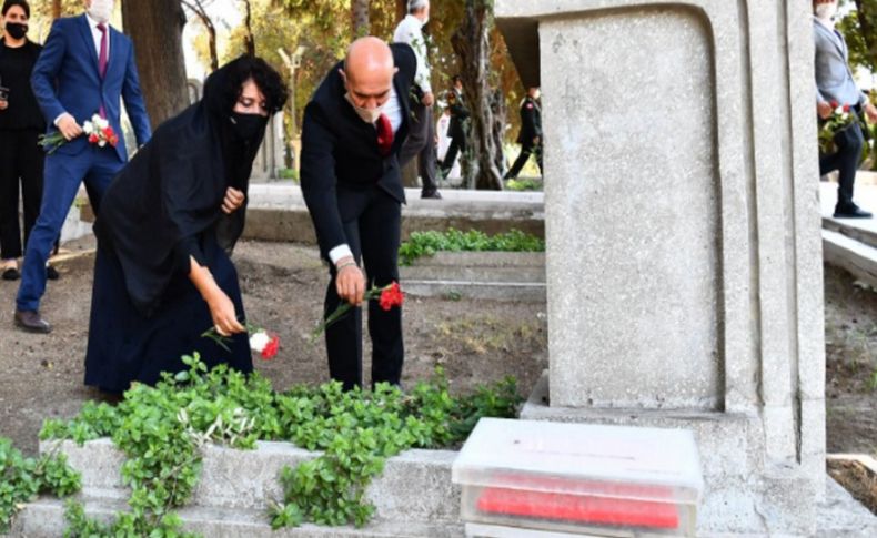 30 Ağustos kutlamalarına katılan Soyer’den mesaj: Muğla'dan İzmir'e pasaportla geliyor olabilirdik