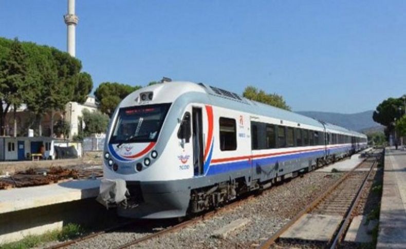 Aşırı sıcak Denizli-İzmir trenini durdurdu