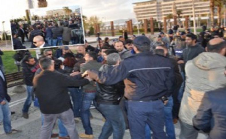 İzmir'de Valilik önünde 'DHKP-C' gerginliği: 18 gözaltı