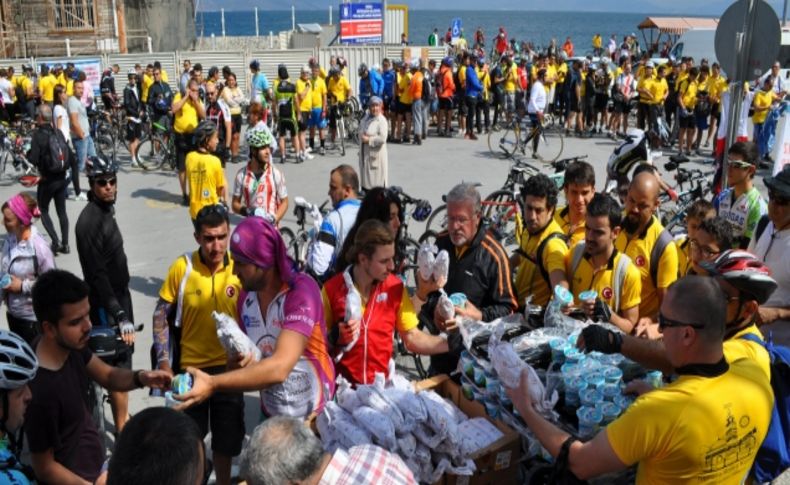 500 bisikletçi Mudanya'da bayrak açtı