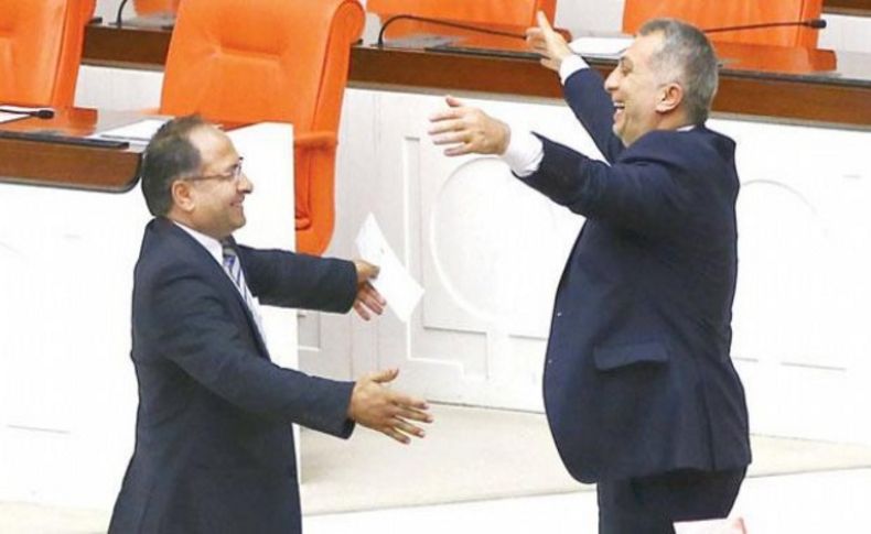 Purçu'dan sitem: 'Ani severdiniz Romanları be...'