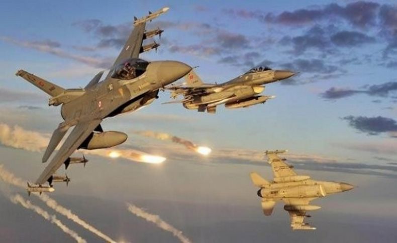 Kuzey Irak’a  30 uçakla çifte harekat