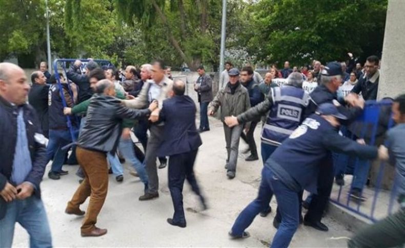 Sinop'ta konferans gerginliği