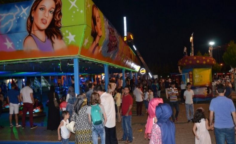 Lunaparkta canlı 'bomba var' diye bağırdılar, ortalık karıştı