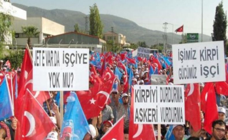 5 aydır ücret alamayan BMC işçileri fabrika önünde eylem yaptı
