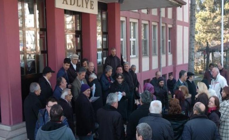 66 Kez Patlayan Su Borusu Için Belediye Başkanina Suç Duyurusu