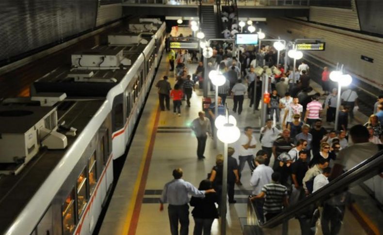 İzmir Metro 16 milyon barajının üstüne çıktı