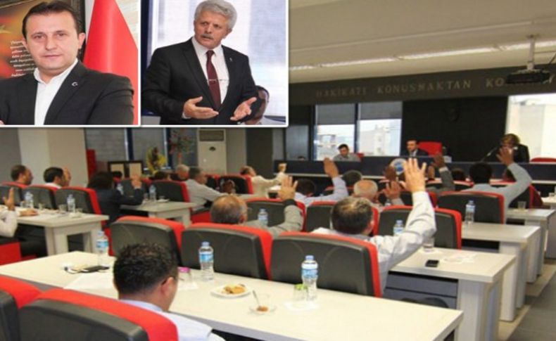 CHP’li meclis üyesi AK Partili başkanı önce şikayet etti şimdi de...