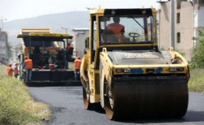 Bornova’da yaz asfalt sezonu açıldı