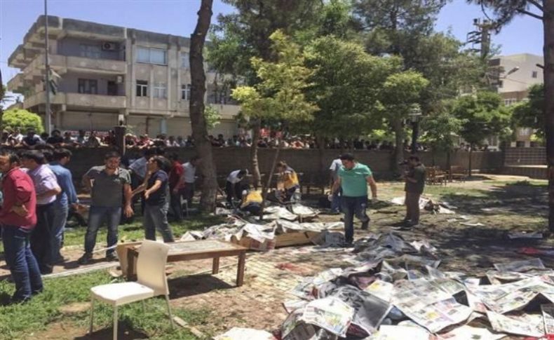 İzmir'de teröre büyük tepki