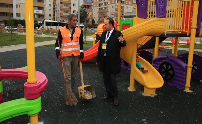 Buca’nın park gönüllüleri iş başında