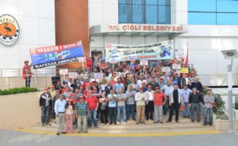 Başkan Arslan işçilerle 1 Mayıs’ta el ele