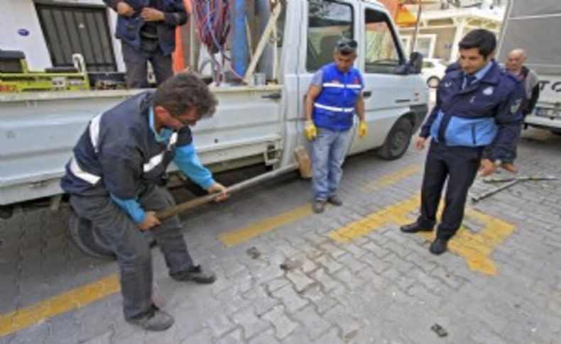 İzmir'in vitrinine balyoz