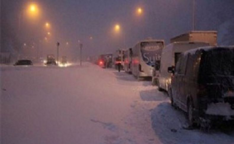 İstanbul-Ankara yolu yine kapandı