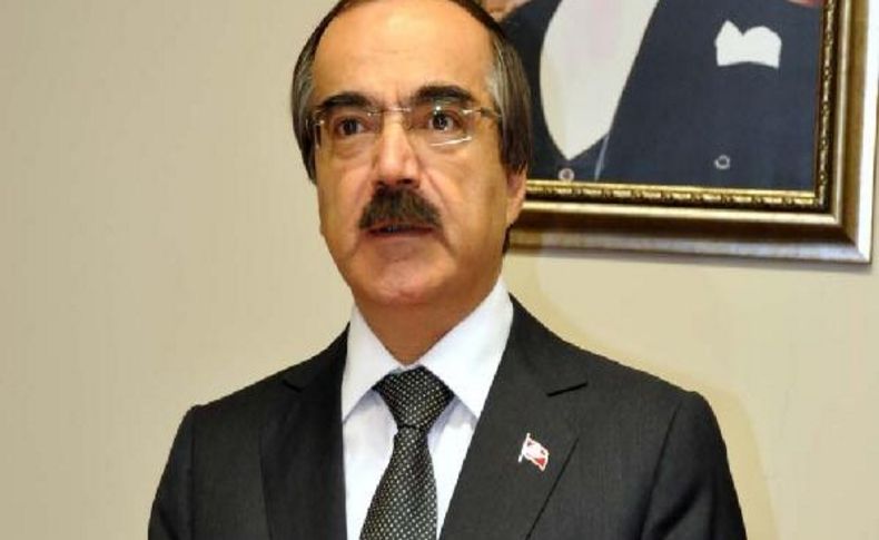Adana'da 10 Kasim Töreninde Protestoya Kizan Vali Coş, 'alin O Gavati' Diye Bağirdi (3)
