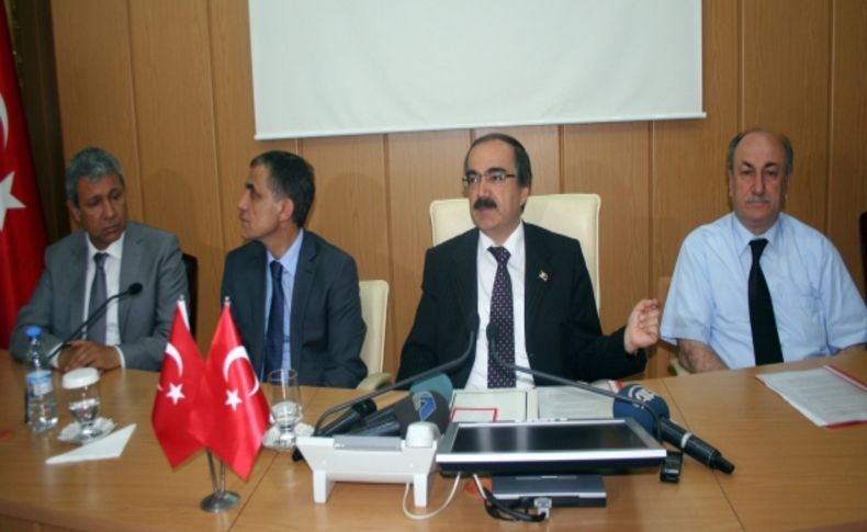 Adana’nın ileri gelenleri Gezi Parkı eylemlerinin bitirilmesi için toplandı