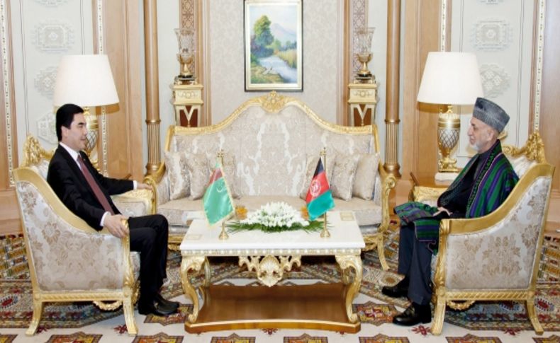 Afgan lider Karzai, Türkmenistan’ı ziyaret edecek