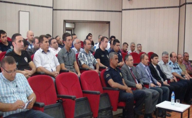 Ağrı’ya atanan yeni emniyet çalışanlarına oryantasyon eğitimi