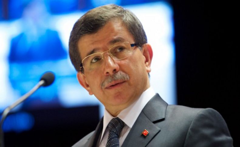 Davutoğlu: Eş, iş, ev değiştirenden şüphe ederim