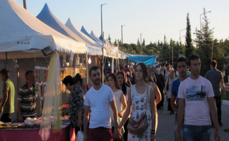 Akhisar'da 554. Çağlak Festivali başladı