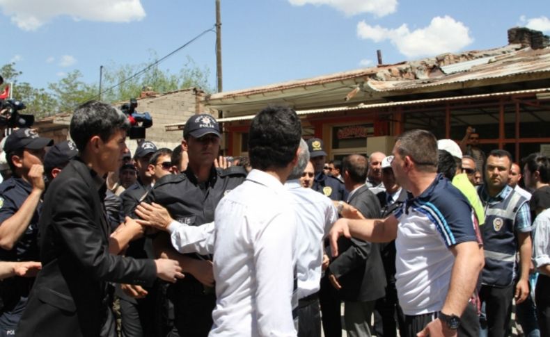 Akil İnsanlar Heyeti Doğu Anadolu Grubu vatandaşlarla bir araya geldi