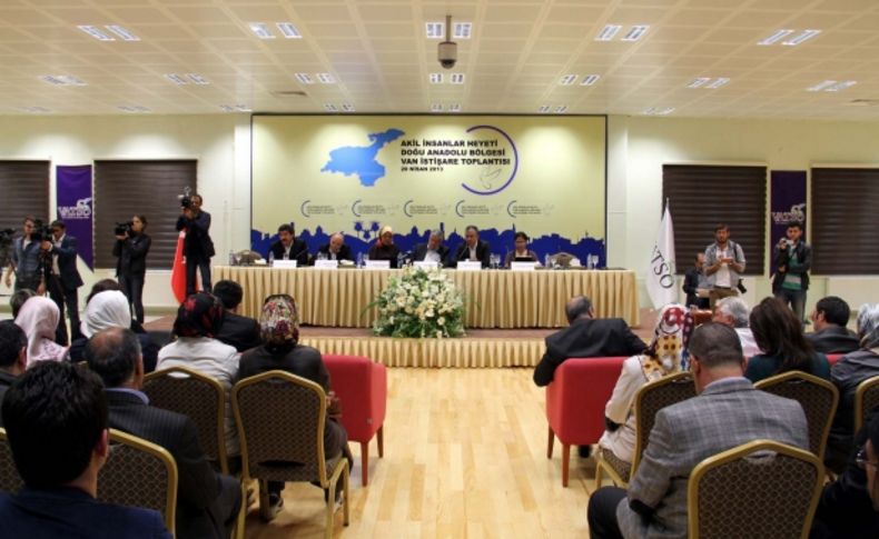 Akil İnsanlar Heyeti, Vanlıların barışla ilgili görüşlerini dinledi