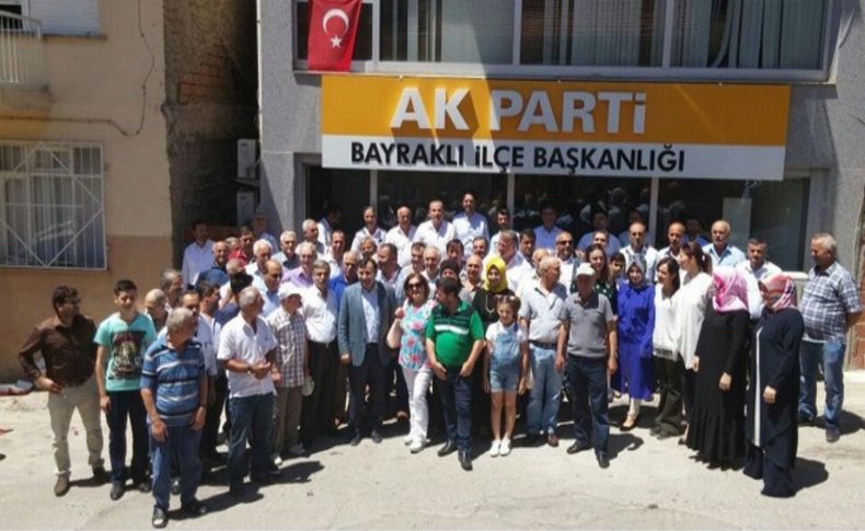 AK Parti Bayraklı ilçe teşkilatı bayramlaştı