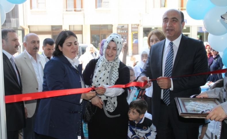 Aksaraylı bayanlar bu sefer de eğitim için el uzattı