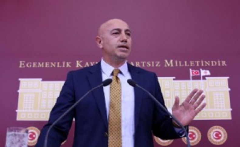 CHP'li Aksünger Urla'daki villaları Meclis'e taşıdı