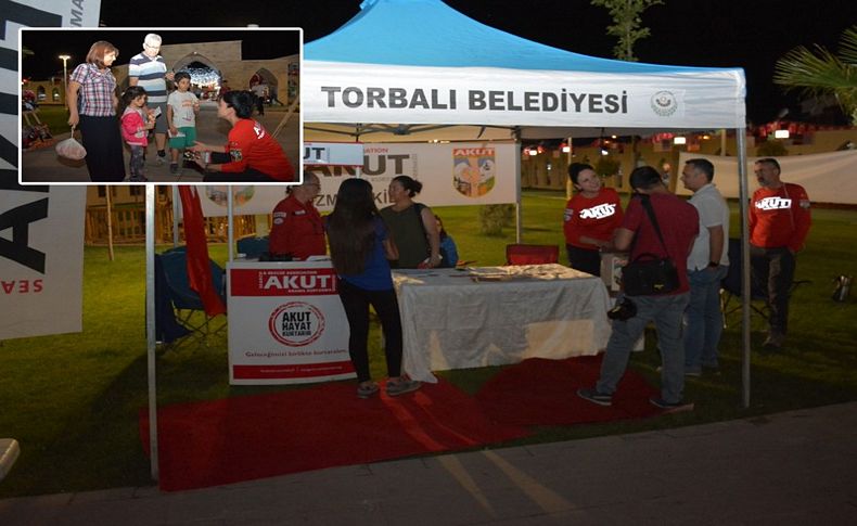 AKUT Torbalı’da stant çalışması yaptı