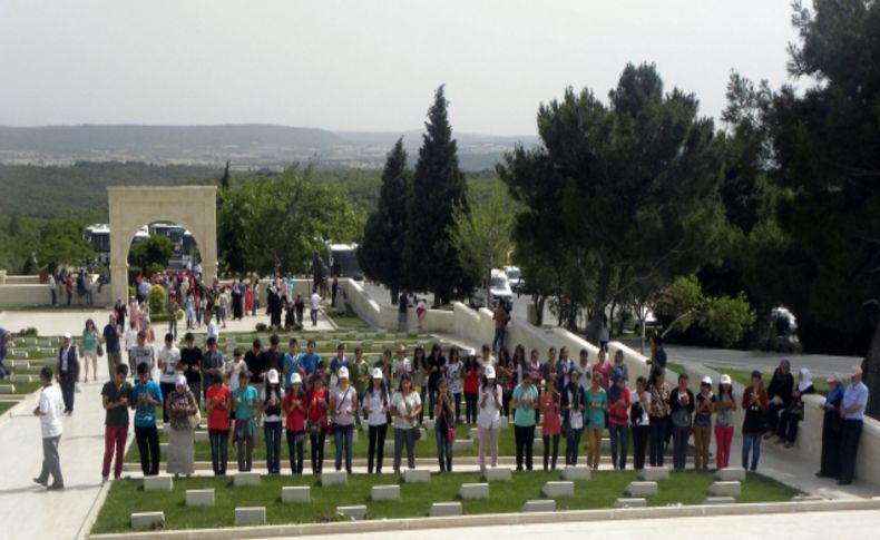 Aladağlı 18 öğrenci Çanakkale'yi gezdi