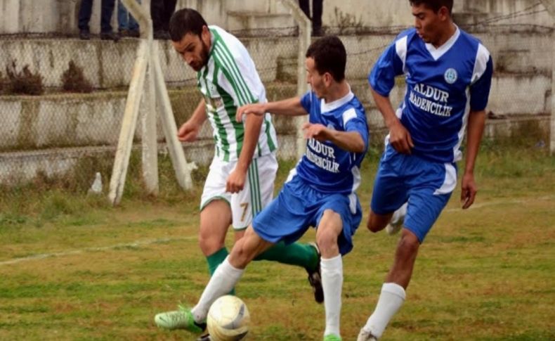 Aliağa derbisinde dostluk kazandı