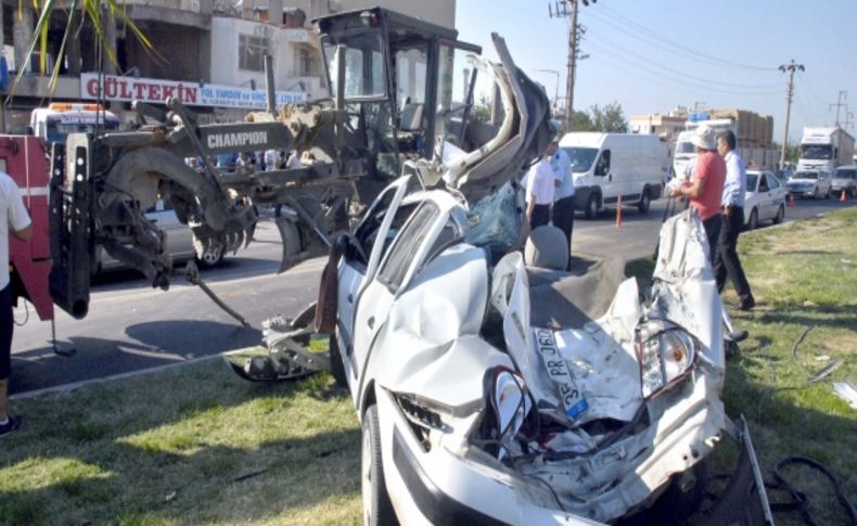 Aliağa'da trafik kazası: 1 ölü, 3 yaralı